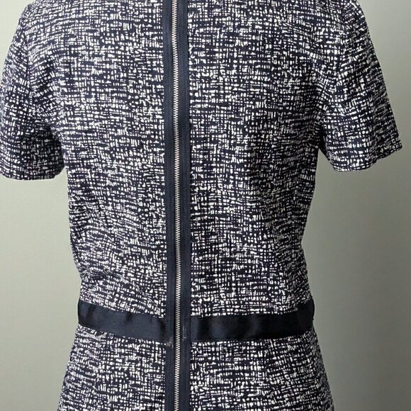 Gap Dress Blue & White Stretchy w Pockets Women's Size 6 Preppy Style - Picture 5 of 6